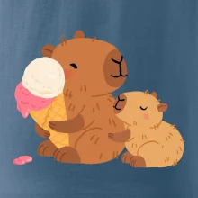 Kapybara se zmrzlinou