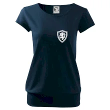 Český lev erb na prsu a na zádech