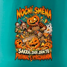 Noční směna dýňáka s motorovou pilou