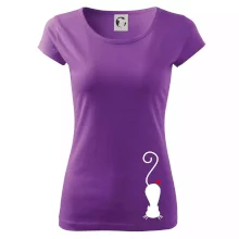 Zamilovaná kočka ležící