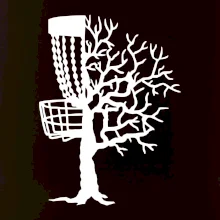 Disc golf pozor strom