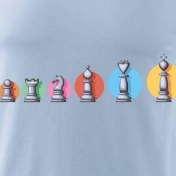 Šachy v řadě barevné