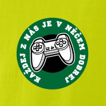 Každej z nás je v něčem dobrej