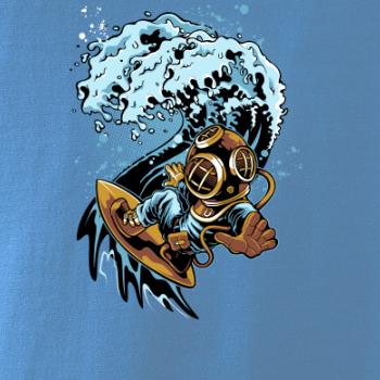 Surfující potápěč