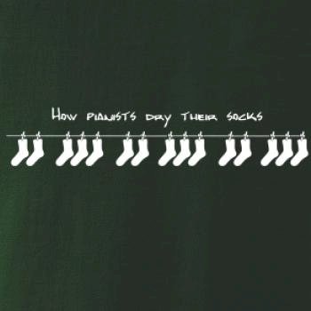 How pianists dry their socks