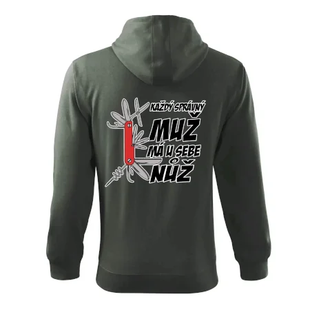Každý správný muž, má u sebe nůž