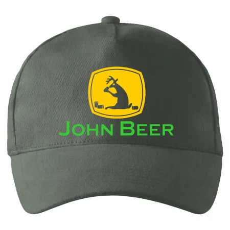 John Beer jelen s pivem