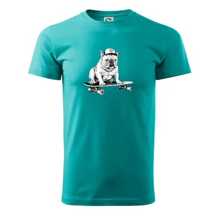 Černobílý buldok na skateboardu