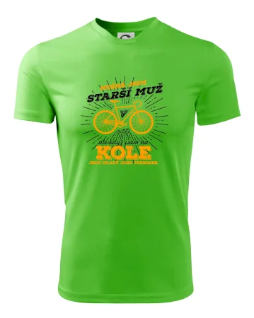 Starší muž - cyklista silniční kolo