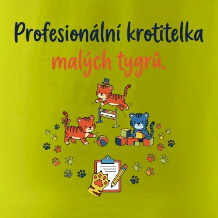 Profesionální krotitelka malých tygrů