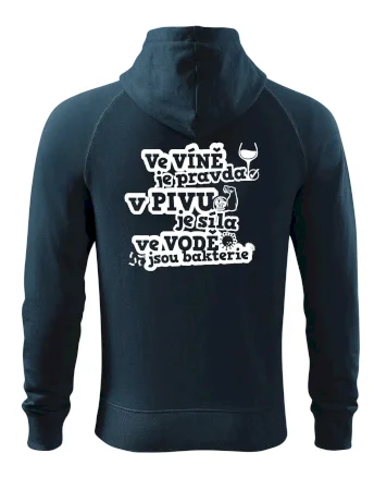 Ve víně je pravda, v pivu síla, ve vodě bakterie