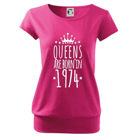 Queens are born in 1974