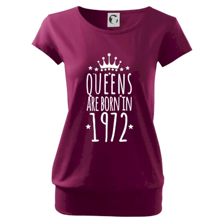Queens are born in 1972