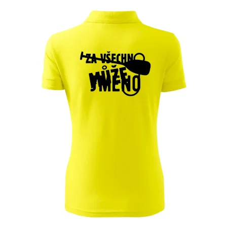 Za všechno může háček - vlastní jméno na zádech