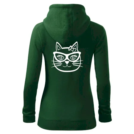 Kočičí holka s brýlemi