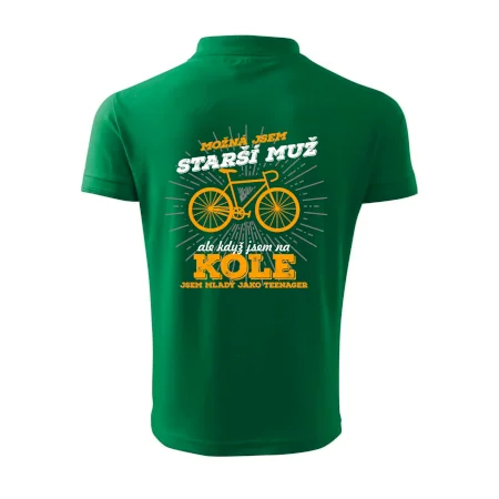 Starší muž - cyklista silniční kolo