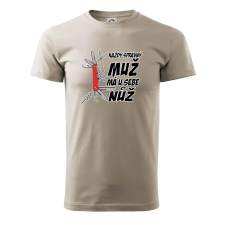 Každý správný muž, má u sebe nůž