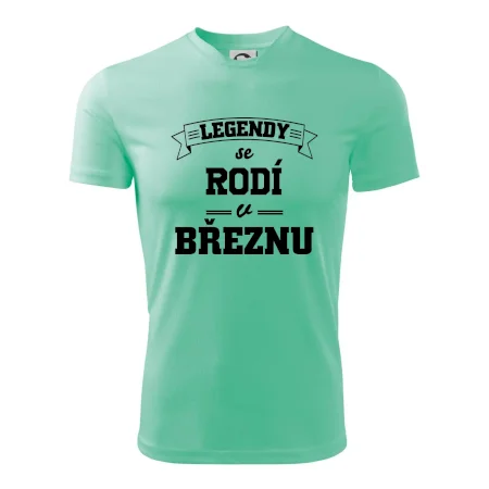 Legendy se rodí v březnu