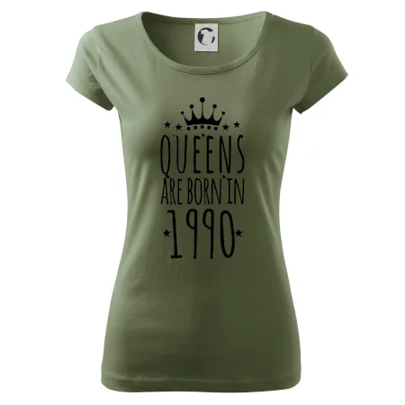 Queens are born in 1990