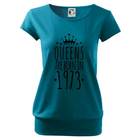 Queens are born in 1973
