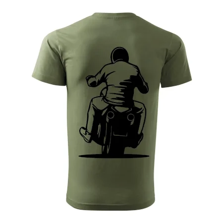 Motorkář na zádech - chopper