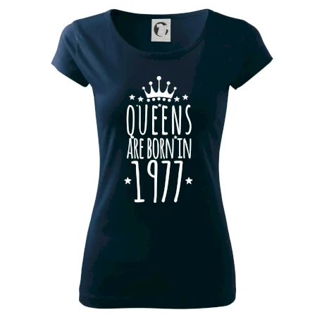 Queens are born in 1978