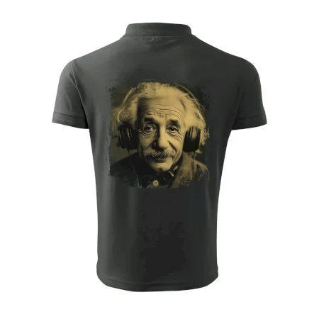 Albert se sluchátky