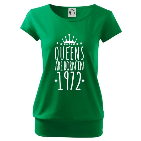 Queens are born in 1972