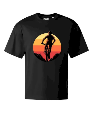 MTB cyklista a západ slunce