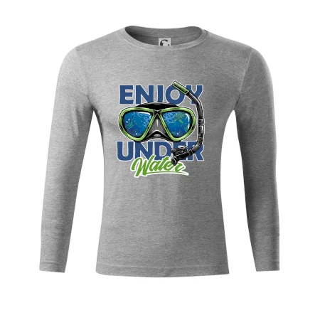Enjoy Under Water