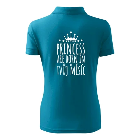 Princesses are born in (vlastní nápis měsíc narození)