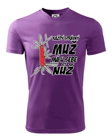 Každý správný muž, má u sebe nůž