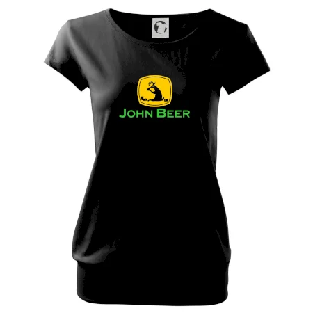 John Beer jelen s pivem
