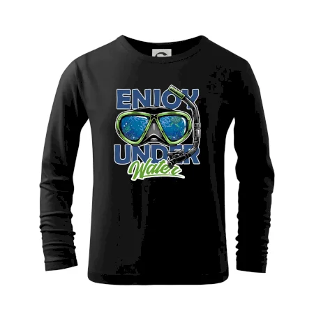 Enjoy Under Water