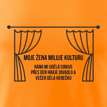 Žena miluje kulturu