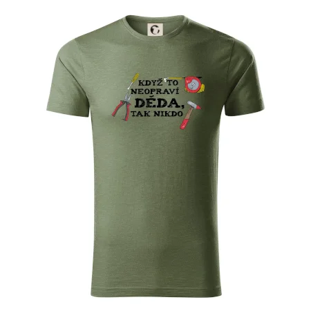 Když to neopraví děda, tak nikdo barevné