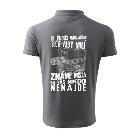 K řidiči náklaďáku buďte vždy milý