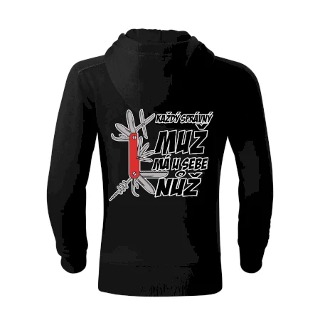 Každý správný muž, má u sebe nůž
