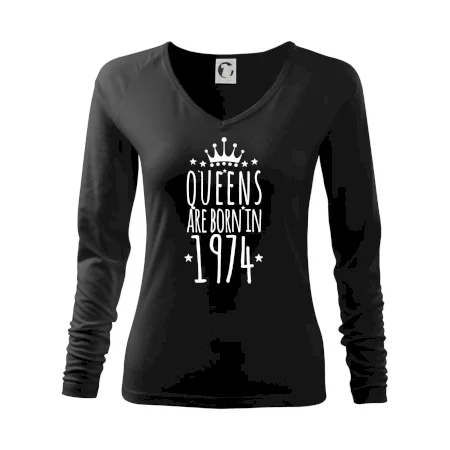 Queens are born in 1974