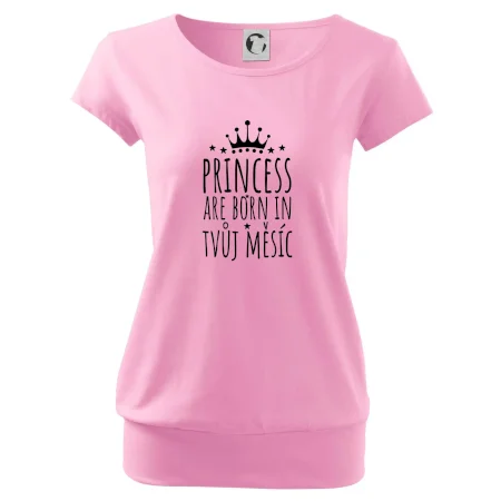 Princesses are born in (vlastní nápis měsíc narození)