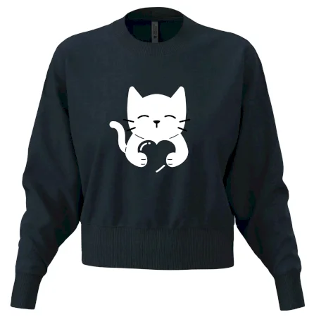 Kočka drží srdce