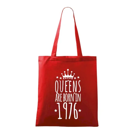 Queens are born in 1976