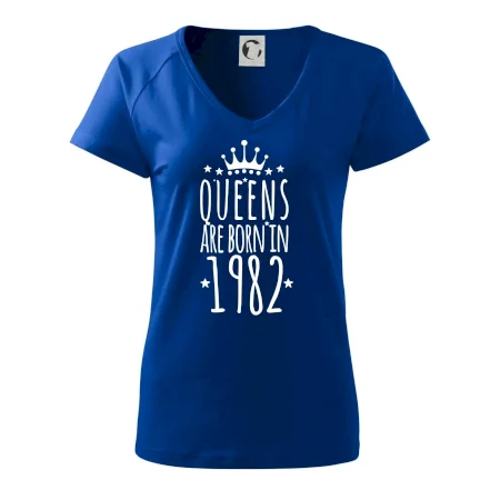 Queens are born in 1982