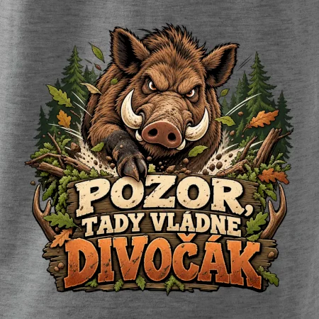 Pozor tady vládne divočák v lese