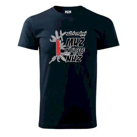 Každý správný muž, má u sebe nůž