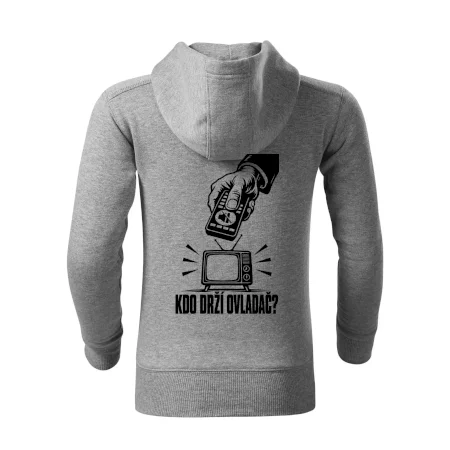 Kdo drží ovladač?
