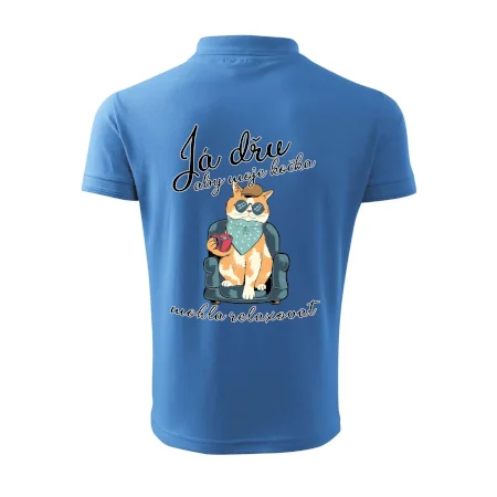 Já dřu, aby moje kočka mohla relaxovat