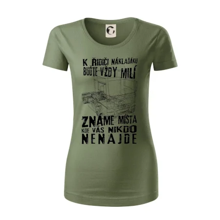 K řidiči náklaďáku buďte vždy milý