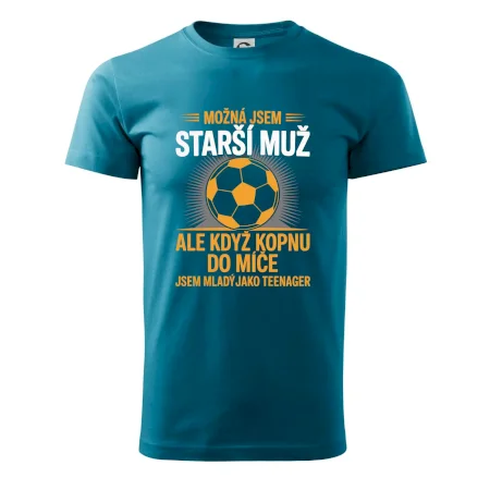Možná jsem starší muž,  ale když kopnu do míče