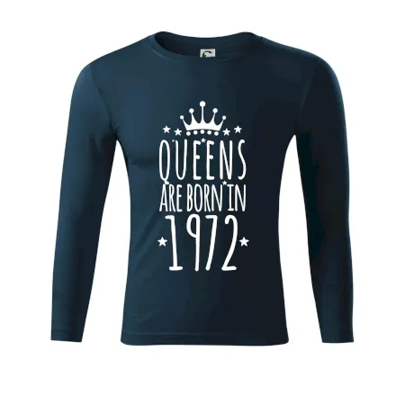 Queens are born in 1972